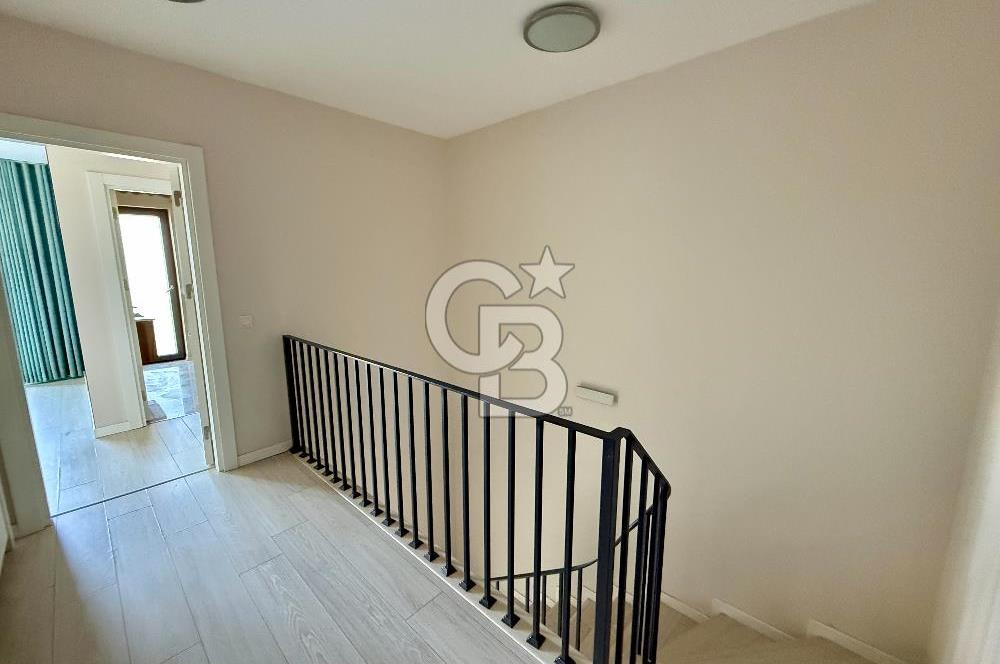 ASMALI BAHÇEŞEHİRDE KİRALIK 2+1 DUBLEKS BAHÇELİ VİLLA