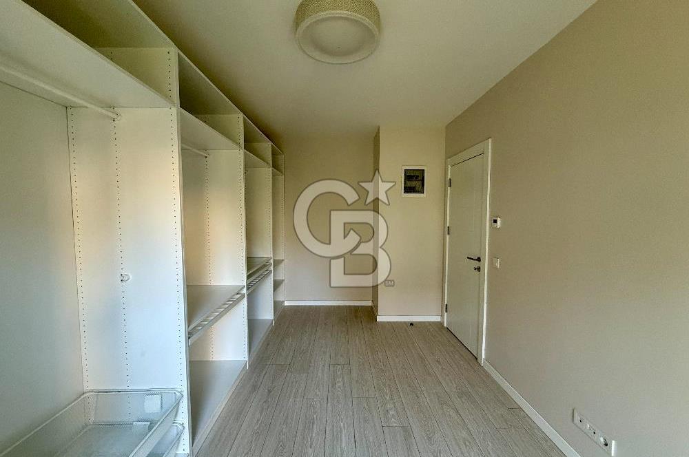 ASMALI BAHÇEŞEHİRDE KİRALIK 2+1 DUBLEKS BAHÇELİ VİLLA