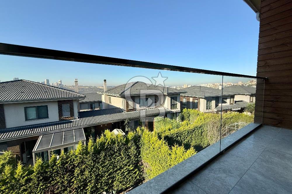 ASMALI BAHÇEŞEHİRDE KİRALIK 2+1 DUBLEKS BAHÇELİ VİLLA