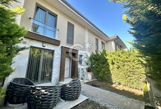 ASMALI BAHÇEŞEHİRDE KİRALIK 2+1 DUBLEKS BAHÇELİ VİLLA - 1 - 322501