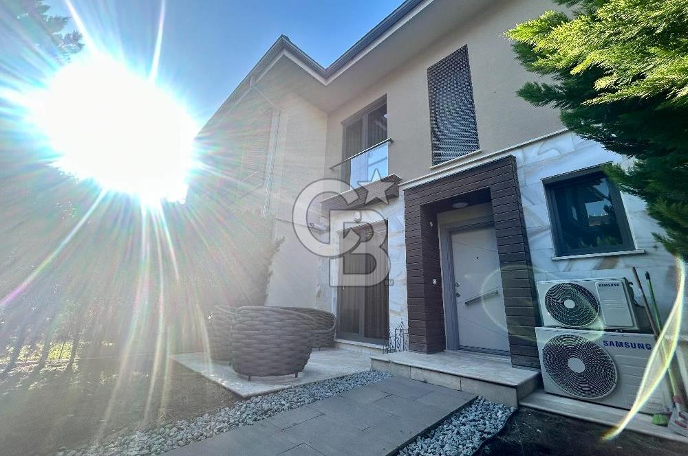 ASMALI BAHÇEŞEHİRDE KİRALIK 2+1 DUBLEKS BAHÇELİ VİLLA