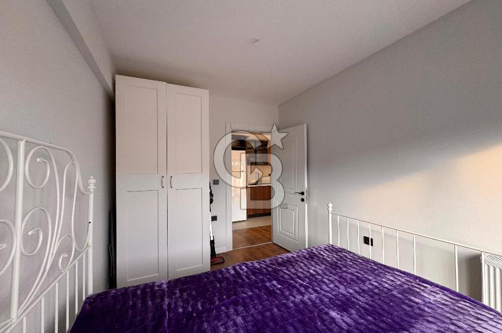 Bornova Havuzlu Sitede Eşyalı Kiralık 1+1 Daire