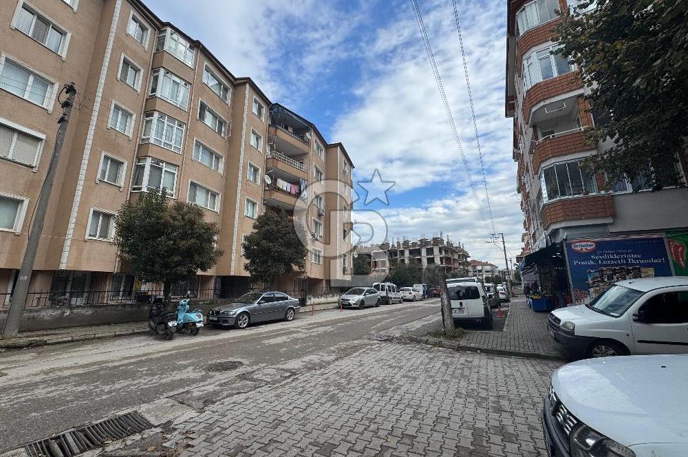 YALOVA GAZİOSMANPAŞA MERKEZİ KONUMDA 3+1 SATILIK DAİRE!......