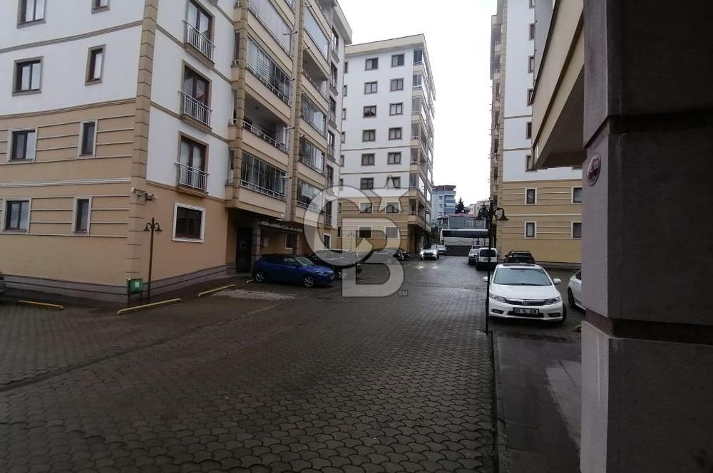 KONUMUYLA VE SİTESİYLE KAZANDIRAN 3+1 SATILIK TERTEMİZ DAİRE