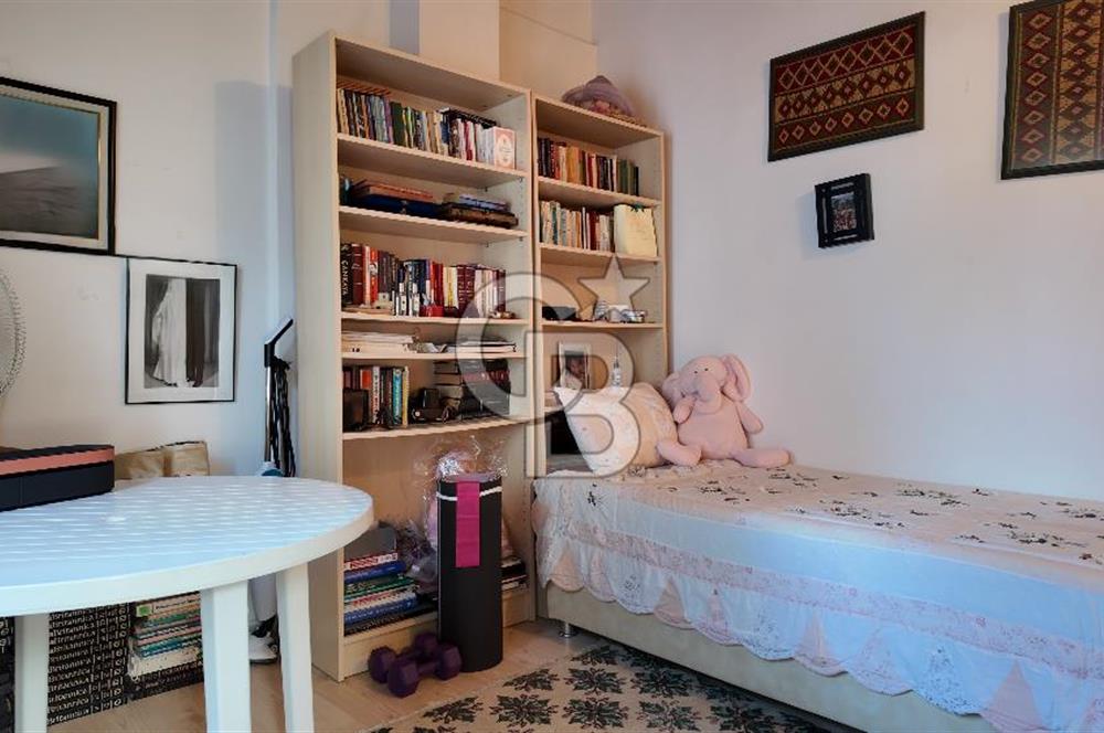 Şifne–Ildır Sınırında, Kumsal Plajlı, Deniz ve Dağ Manzaralı SATILIK Villa