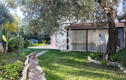 Şifne–Ildır Sınırında, Kumsal Plajlı, Deniz ve Dağ Manzaralı SATILIK Villa