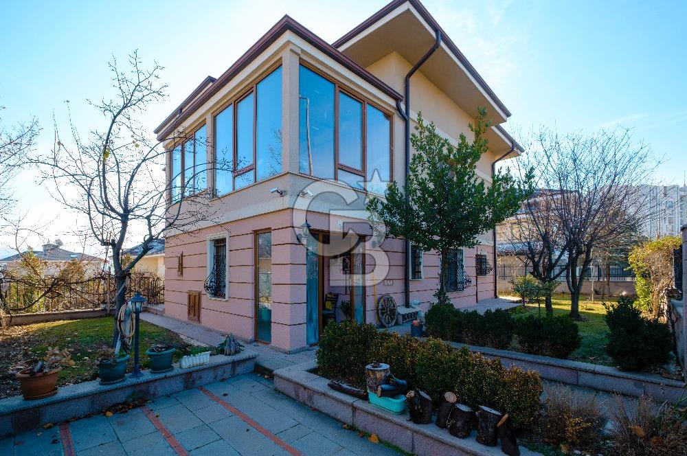 PARK YAMAÇ EVLERİ MÜSTAKİL GENİŞ BAHÇELİ SATILIK 8+2 VILLA
