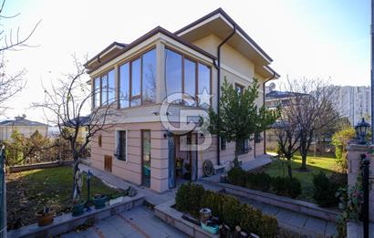PARK YAMAÇ EVLERİ MÜSTAKİL GENİŞ BAHÇELİ SATILIK 8+2 VILLA