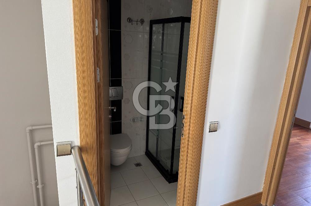 BEŞTEPE'DE KÜLLİYE'YE KOMŞU TERASLI 4+1 DUBLEKS KİRALIK