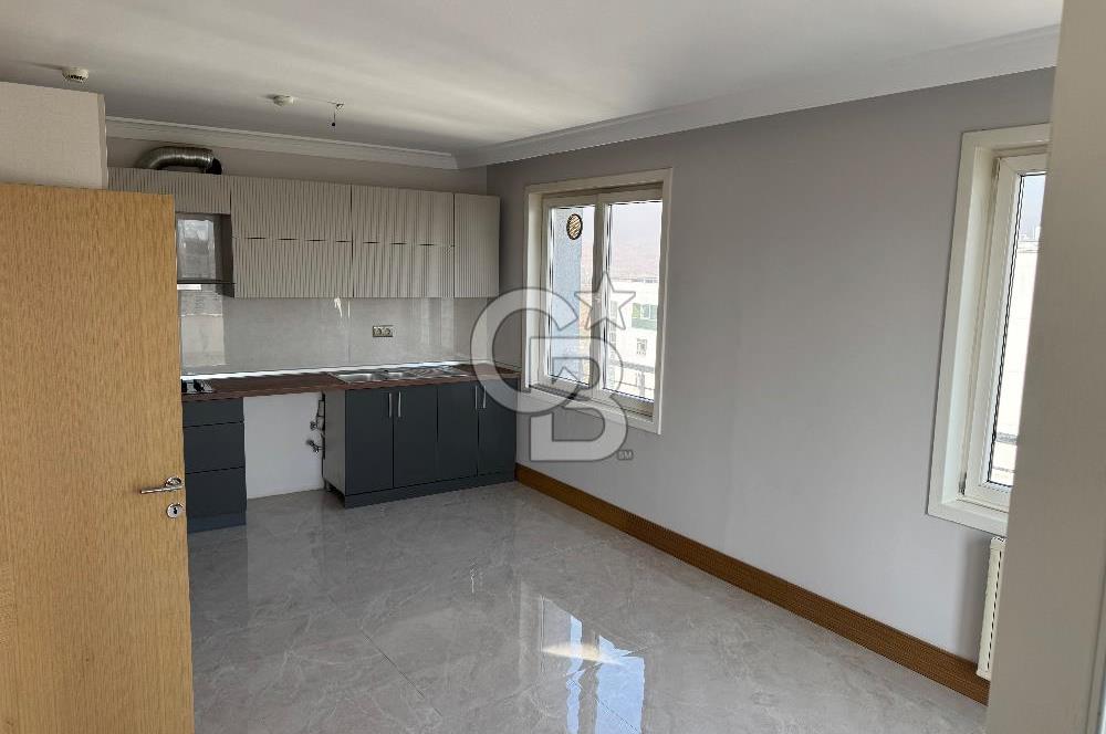 BEŞTEPE'DE KÜLLİYE'YE KOMŞU TERASLI 4+1 DUBLEKS KİRALIK