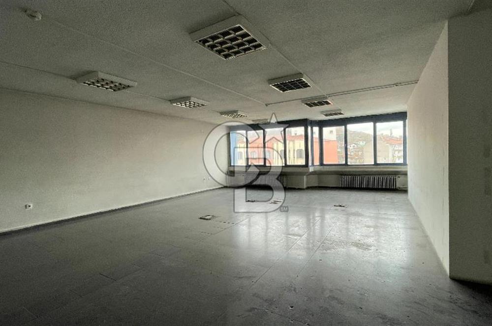 BAŞKENTİN KALBİ ULUS'TA 5400 M² KOMPLE SATILIK BİNA