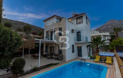 CB GİZ'DEN KAŞ KALKAN ORTAALAN'DA 4+2 SATILIK VİLLA