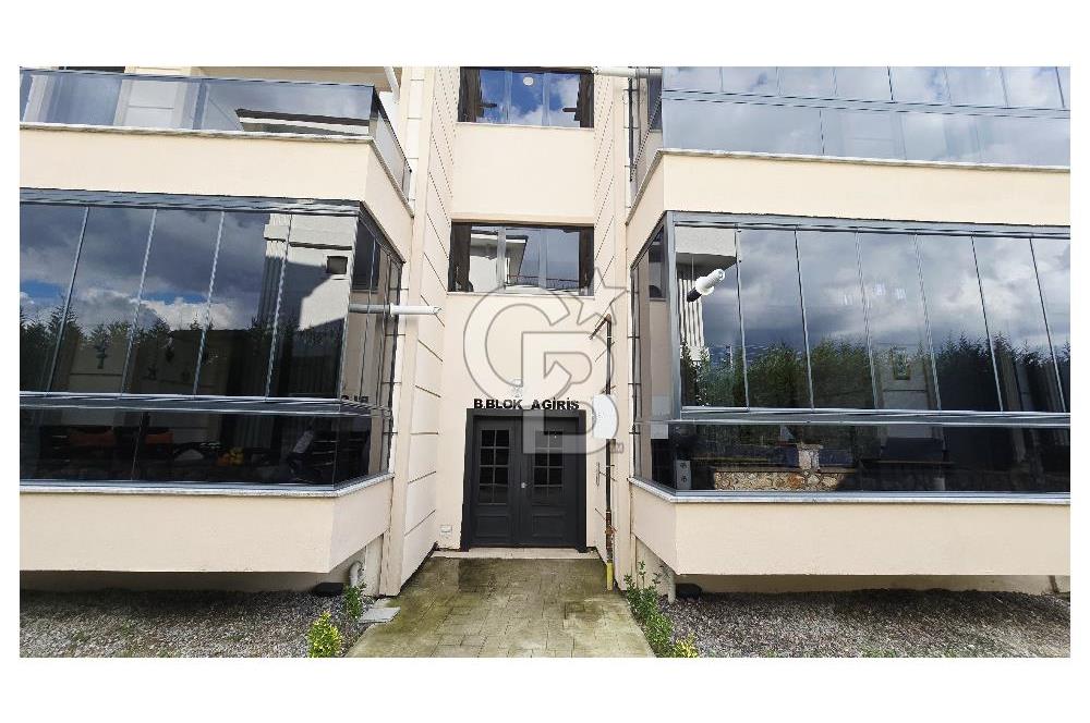 Ebeveyn Banyolu Geniş ve Aydınlık 3+1 Arakat Daire