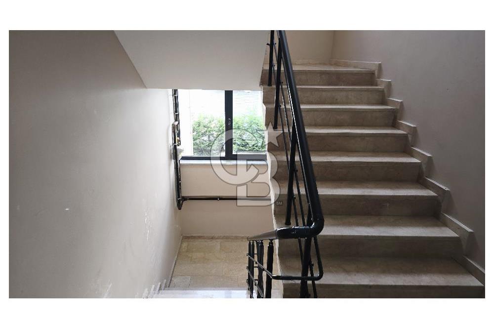 Ebeveyn Banyolu Geniş ve Aydınlık 3+1 Arakat Daire