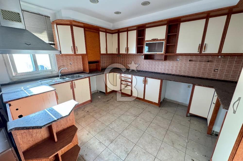 ÇAMLIBELDE İSMET İNÖNÜ BLV. CEPHELİ DENİZ MANZARALI 3+1