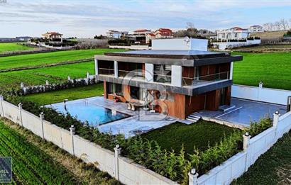 SİLİVRİ ORTAKÖY'DE, 1 DÖNÜM ARAZİ İÇİNDE ÖZEL TASARIM VİLLA