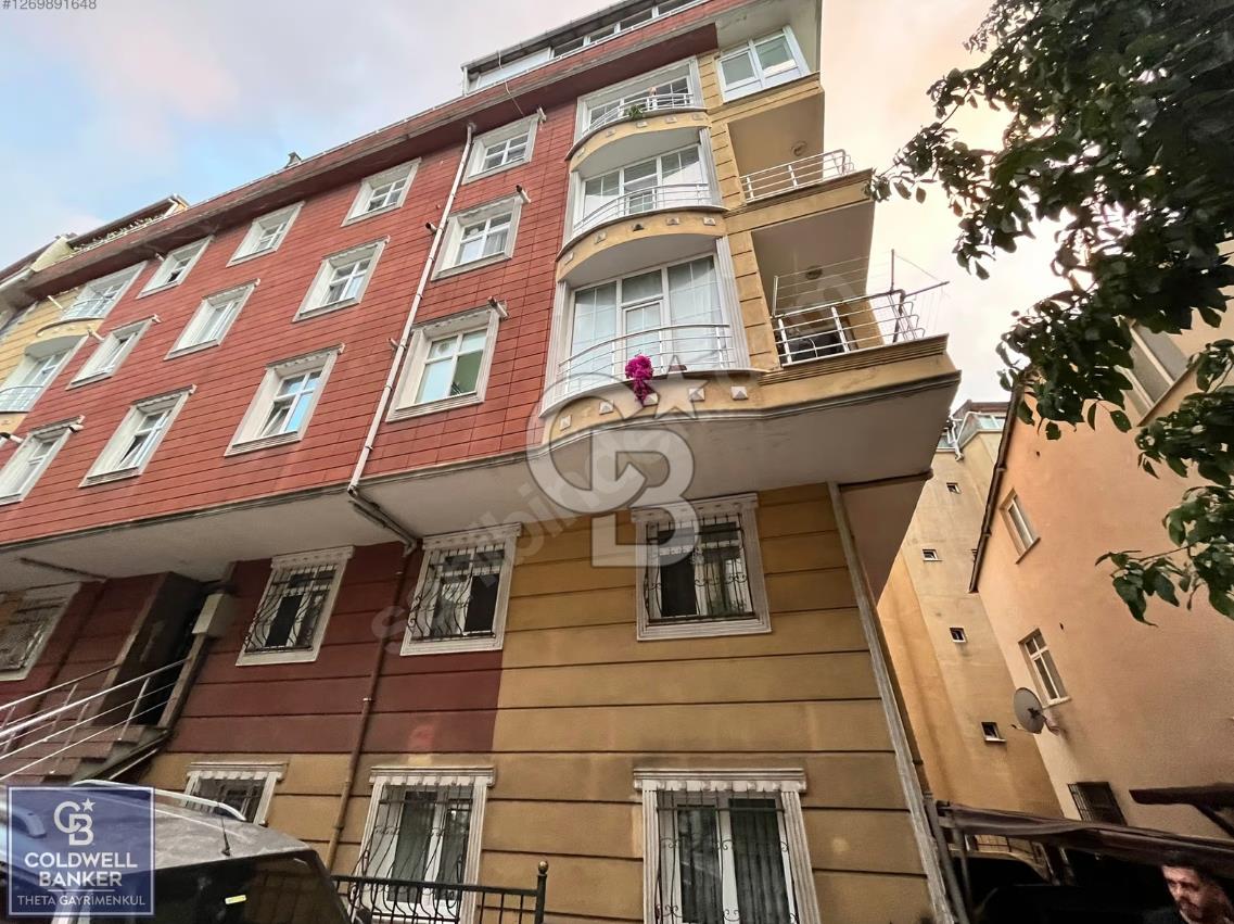 ÇEKMEKÖY MEHMET AKİF MAH.'DE 2+1 BAHÇE KATI SATILIK DAİRE