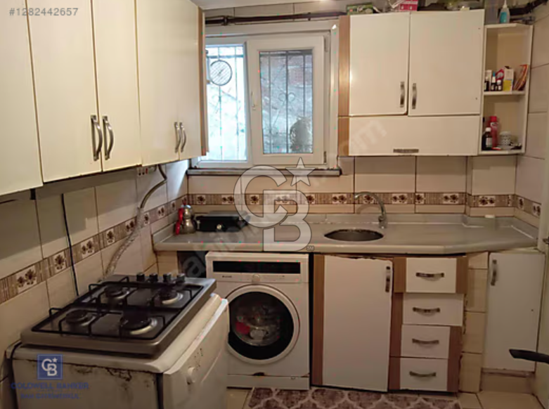 ARNAVUTKÖY MERKEZ MAH.SATILIK 1+1 ASA TAPULU DAİRE