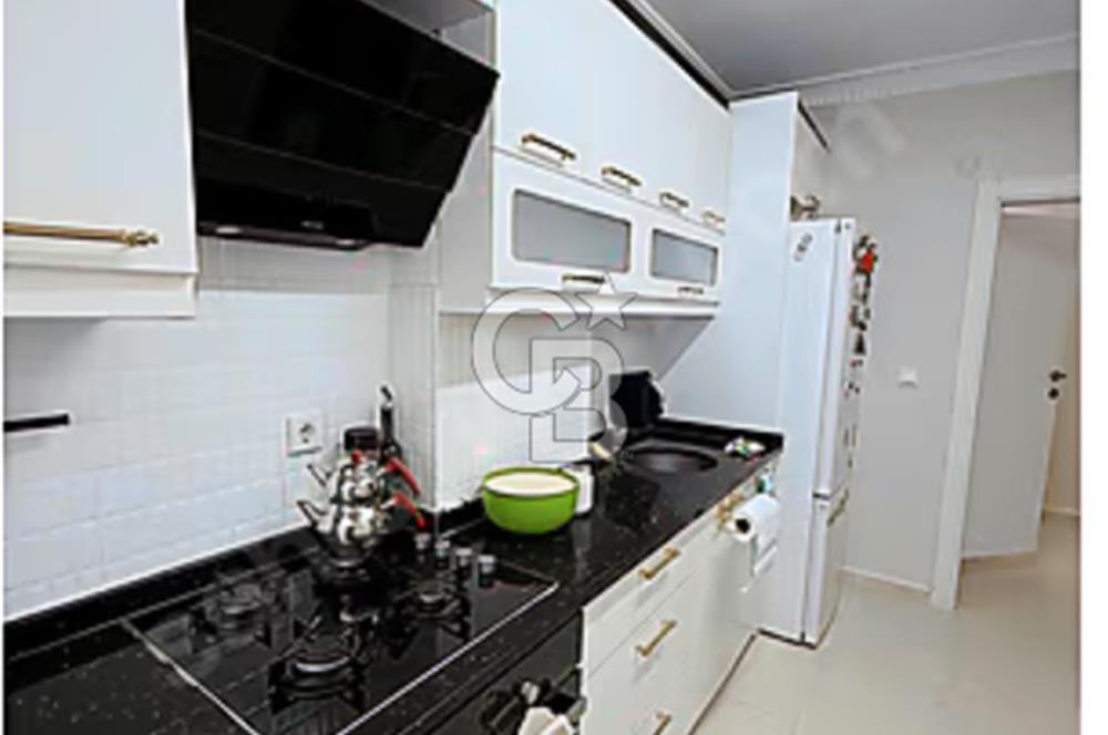 Arnavutköy Merkezde 2+1, 95m² Ebeveyn Banyolu Ferah Daire