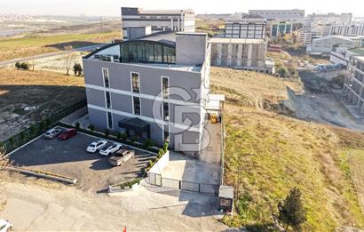 ARNAVUTKÖY ÖMERLİ DE 3.000 M2 KİRALIK FABRİKA