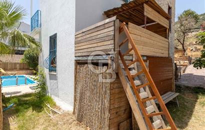 CB GİZ'DEN KAŞ KALKAN ORTAALAN'DA 4+2 SATILIK VİLLA