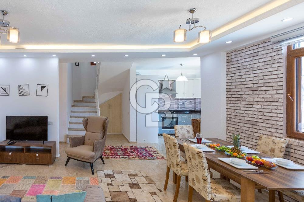 CB GİZ'DEN KAŞ KALKAN ORTAALAN'DA 4+2 SATILIK VİLLA