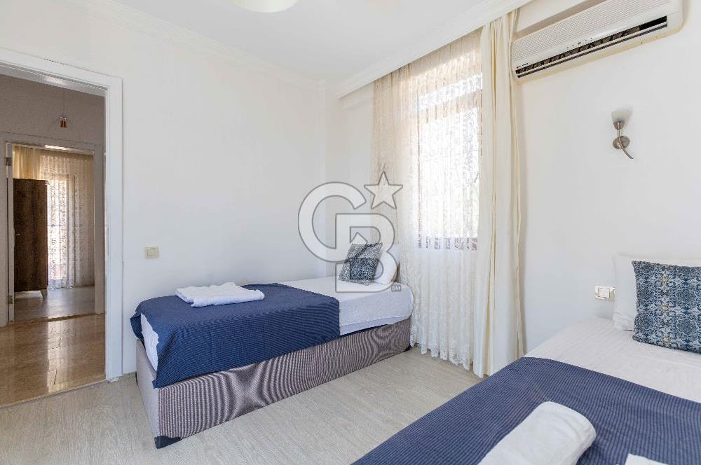 CB GİZ'DEN KAŞ KALKAN ORTAALAN'DA 4+2 SATILIK VİLLA