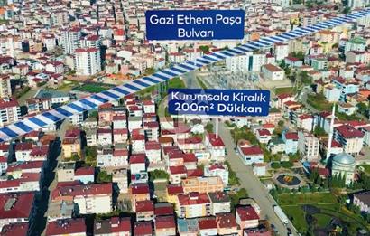 Yol üstü 3 cephesi açık 220 m2 ticari fırsat