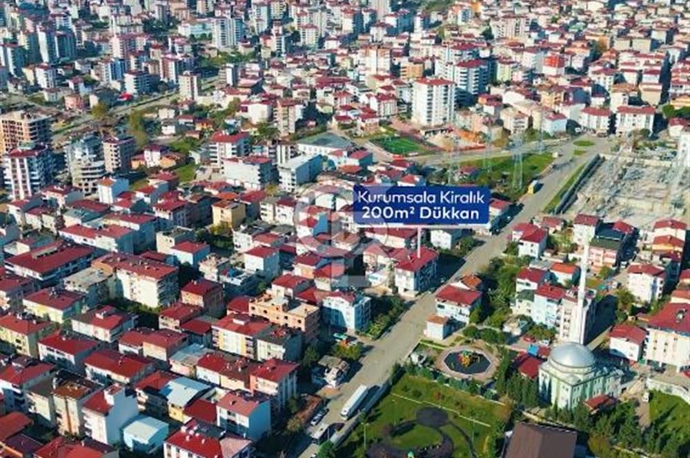 Yol üstü 3 cephesi açık 220 m2 ticari fırsat