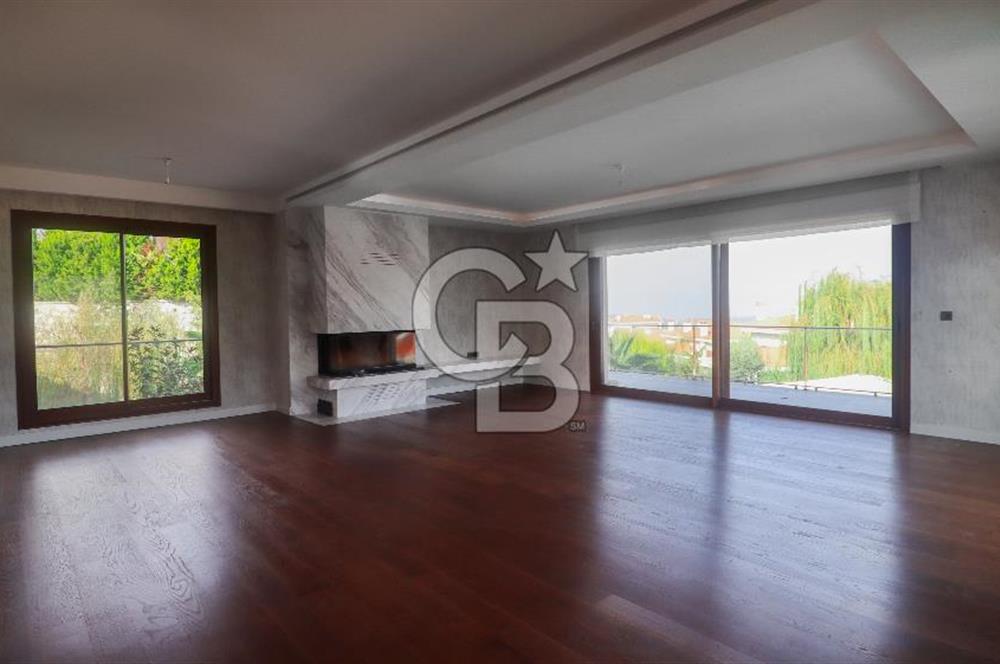Güzelbahçe Çamlı Dört Mevsim Konakları Kiralık 5+2 Havuzlu Villa