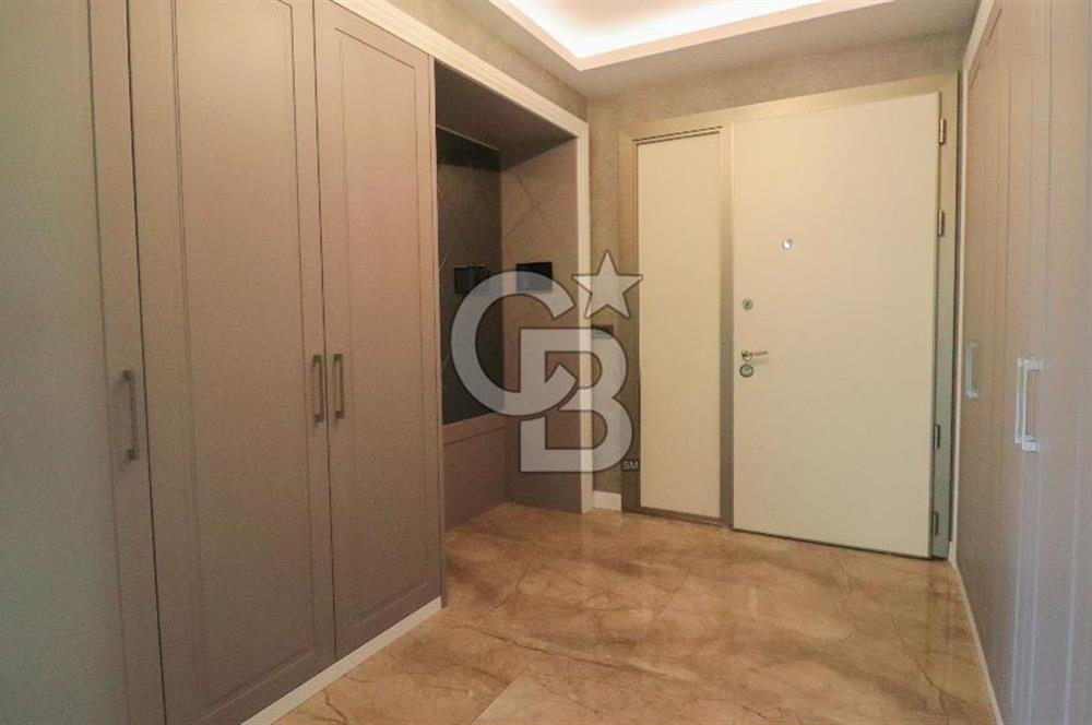 Güzelbahçe Çamlı Dört Mevsim Konakları Kiralık 5+2 Havuzlu Villa
