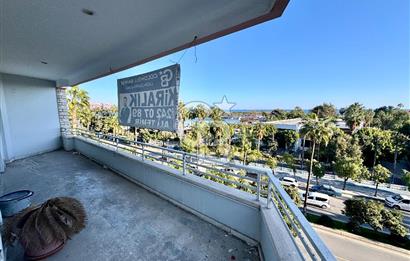 ÇAMLIBELDE İSMET İNÖNÜ BLV. CEPHELİ DENİZ MANZARALI 3+1