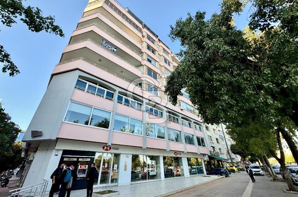 ÇAMLIBELDE İSMET İNÖNÜ BLV. CEPHELİ DENİZ MANZARALI 3+1