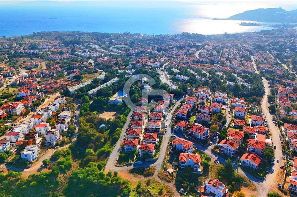 Datça Merkezde 1+1 Bahçeli Orta Kat Daire