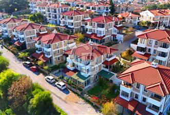 Datça Merkezde 1+1 Bahçeli Orta Kat Daire - 9 - 323036