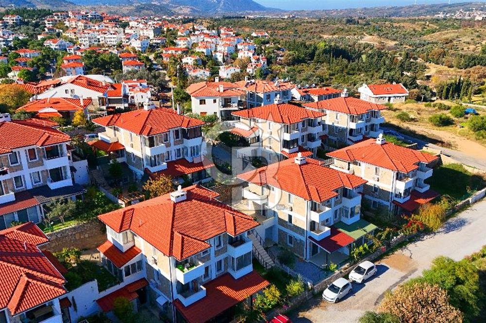 Datça Merkezde 1+1 Bahçeli Orta Kat Daire