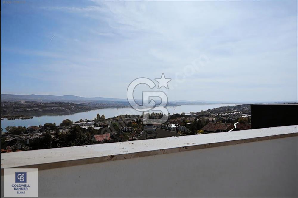 GÖLBAŞINDA MUHTEŞEM GÖL MANZARALI 700 M2 ARSA ÜZERİNDE VİLLA