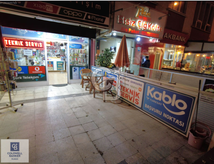 BAĞLAR 'DA MUHTEŞEM KONUM YÜKSEK CİROLU TELEFON AKSESUAR DÜKKANI