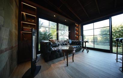 Güzelbahçe Kahramandere'de Özel Tasarım Satılık 5+2 Lüks Villa