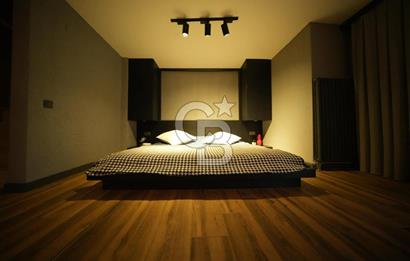 Güzelbahçe Kahramandere'de Özel Tasarım Satılık 5+2 Lüks Villa