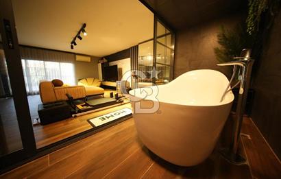 Güzelbahçe Kahramandere'de Özel Tasarım Satılık 5+2 Lüks Villa