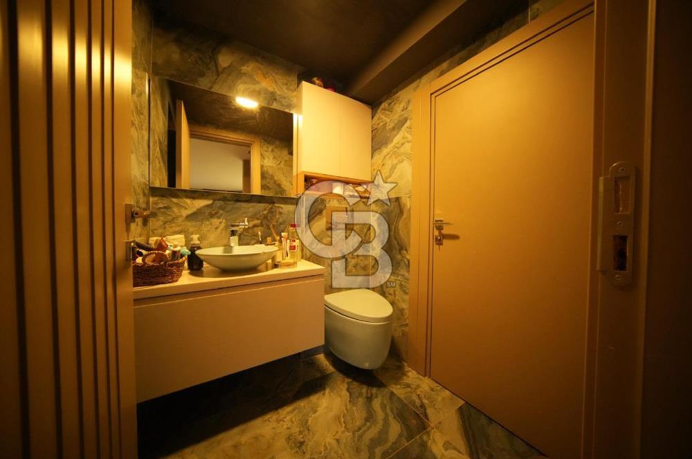 Güzelbahçe Kahramandere'de Özel Tasarım Satılık 5+2 Lüks Villa