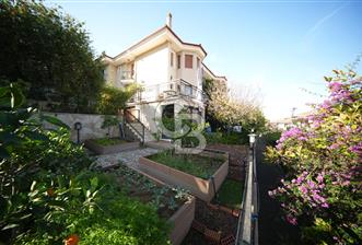 Güzelbahçe Kahramandere'de Özel Tasarım Satılık 5+2 Lüks Villa - 9 - 321425