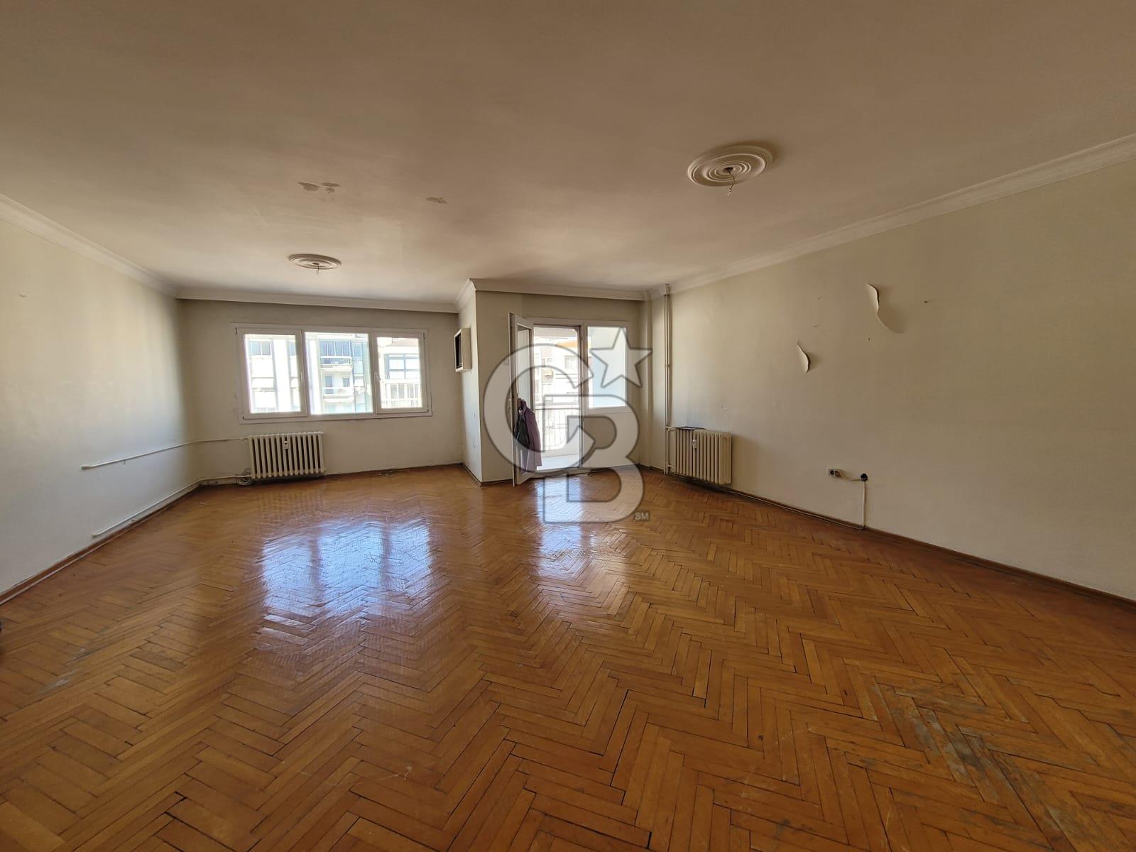 Poligon Metro Durağında Asansörlü 3+1 Satılık Daire