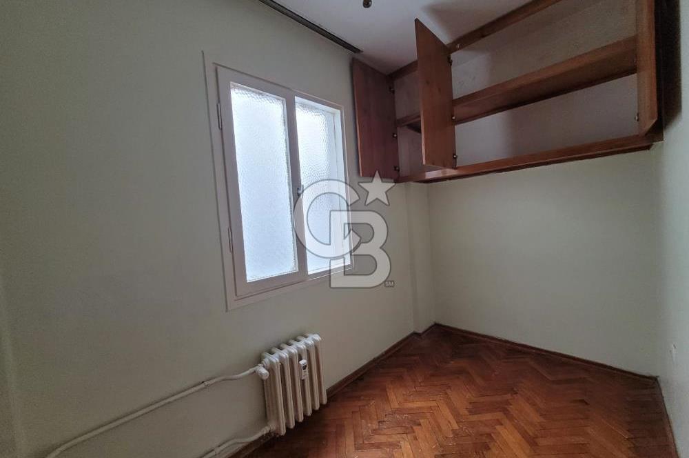 Poligon Metro Durağında Asansörlü 3+1 Satılık Daire