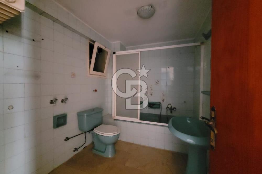 Poligon Metro Durağında Asansörlü 3+1 Satılık Daire