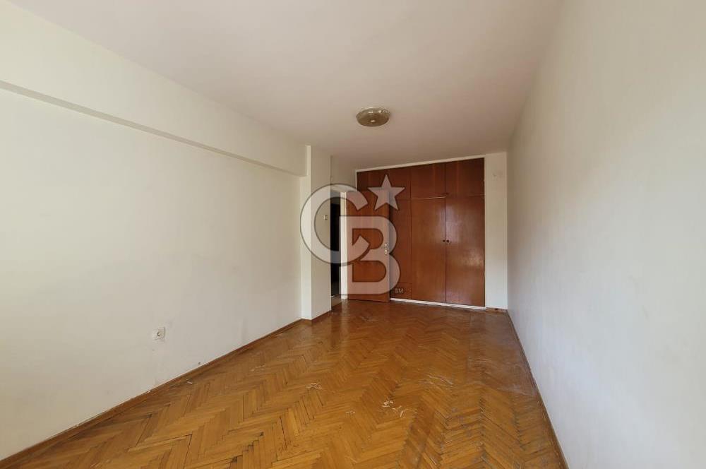 Poligon Metro Durağında Asansörlü 3+1 Satılık Daire