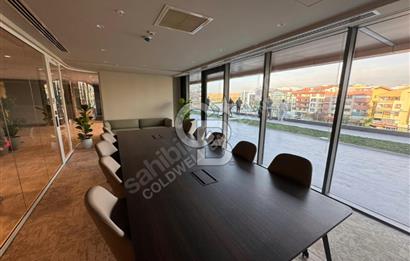 NEO'DAN ÇANKAYA DA 4 KİŞİLİK A++ PRESTİJLİ HAZIR OFİS