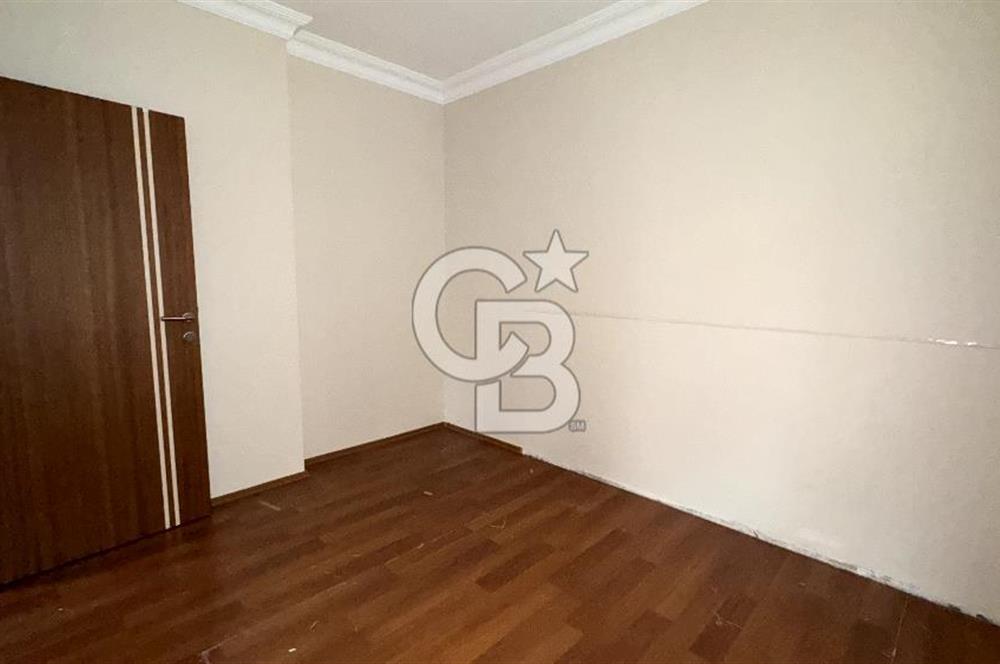 YEDİTEPE ÜNİ'YE YÜRÜME MESAFESİNDE 2+1 KİRALIK DAİRE