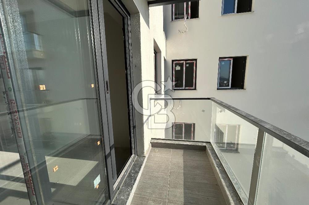 MENEMEN ESATPAŞA MAHALLESİ İZBAN KARŞISI SATILIK  1+1 DAİRE